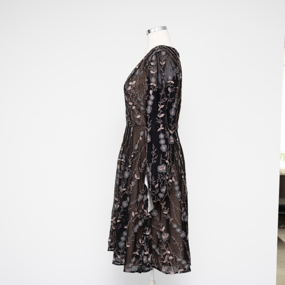 Dress The Population – Sabrina Floral Embroidered Dress - Picture 6 of 13